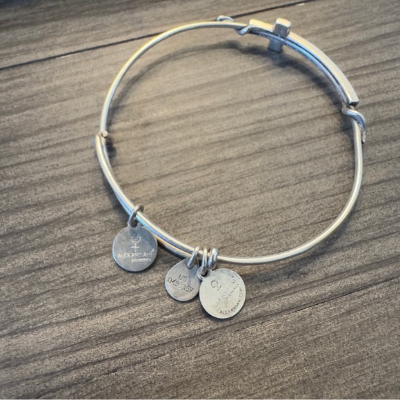 Women Alex and Ani Spiritual Armor Cross Inline Charm Bangle Bracelet - Picture 3 of 4